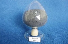 日本研发出能使电动车行驶距离增3倍的电池材料