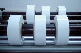 蓄电池隔膜的作用是实现电压多样性的创举